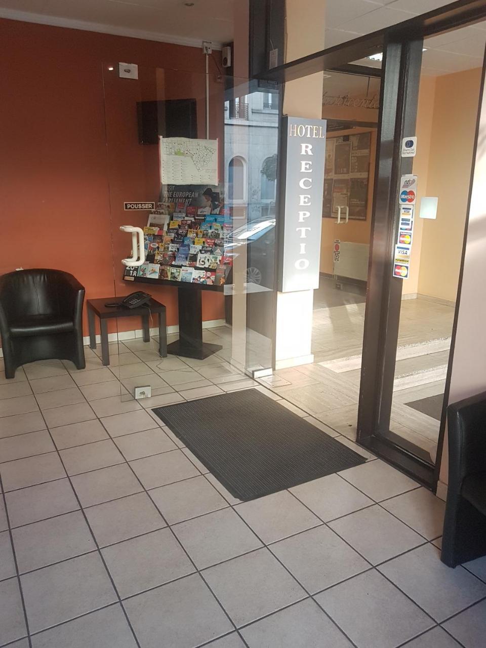 Brussels Royotel サン＝ジョス＝タン＝ノード エクステリア 写真